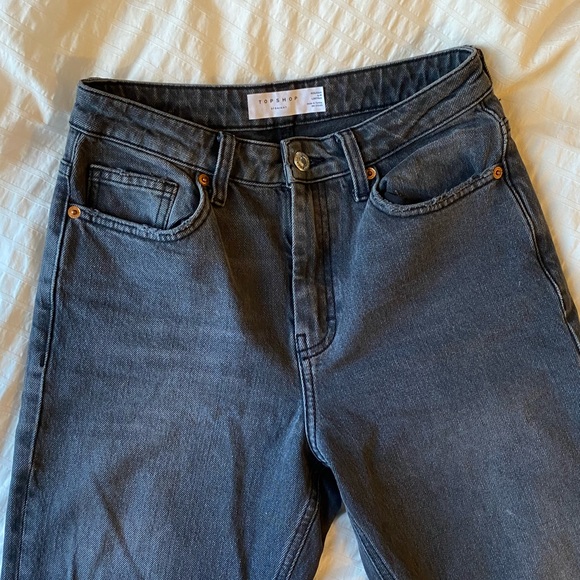 ‼️SOLD‼️ Black Cropped Straight Topshop Jeans - Picture 2 of 4